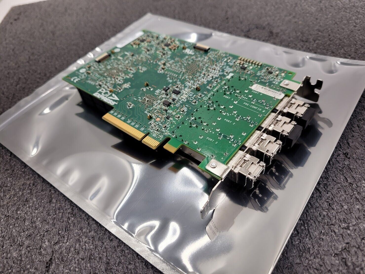 Emulex 4-PORT 16G FC ADAPTER P007976-41F Rev. A KCC-REM-EMU-P007976 PCI Card