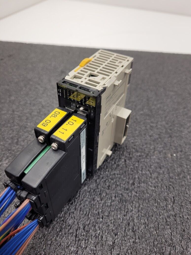 Omron CJ1W-OD261 Output Unit w/ IOLink Terminal Connector Breakout TC-40F 24VDC