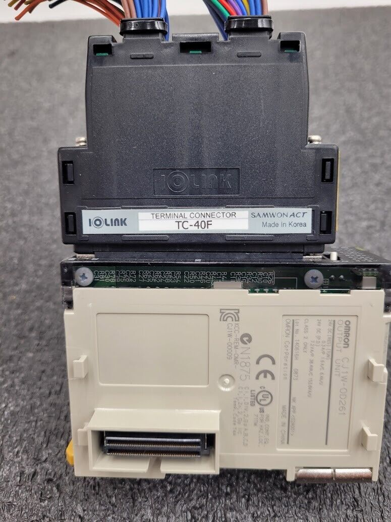Omron CJ1W-OD261 Output Unit w/ IOLink Terminal Connector Breakout TC-40F 24VDC