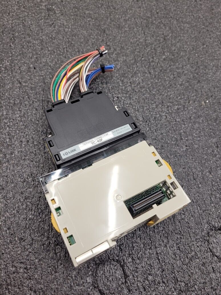 Omron CJ1W-ID261 Input Unit IOLink Terminal Connector Breakout TC-40F 24VDC 4mA