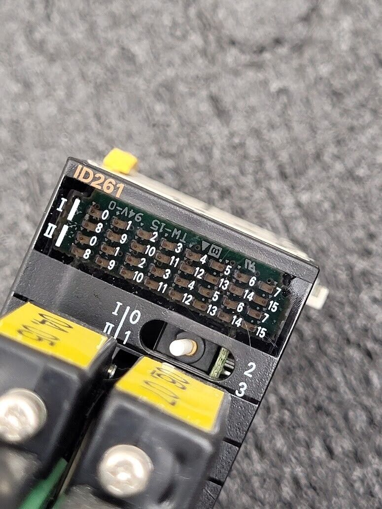 Omron CJ1W-ID261 Input Unit IOLink Terminal Connector Breakout TC-40F 24VDC 4mA