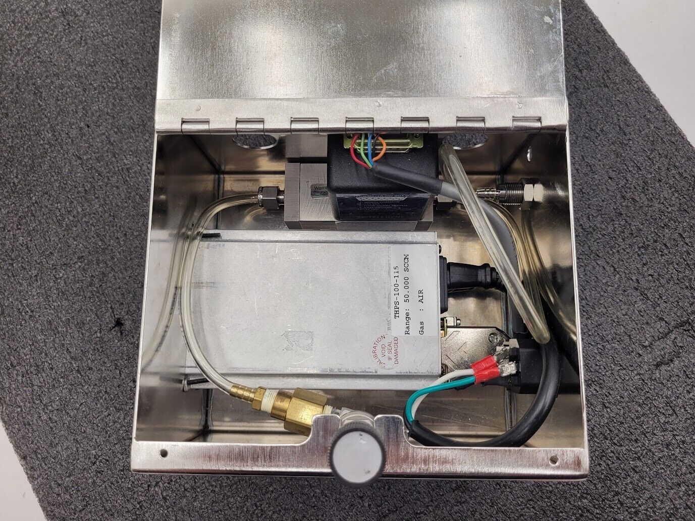 Teledyne Hastings THPS-100-115 Power Pod 100 Mass Flow Meter, Controller HFM-300