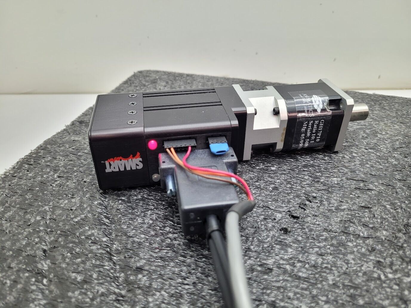 Animatics SmartMotor SM1720M w/ GH17P10 10:1 Gearhead PS42V6A Power Supply