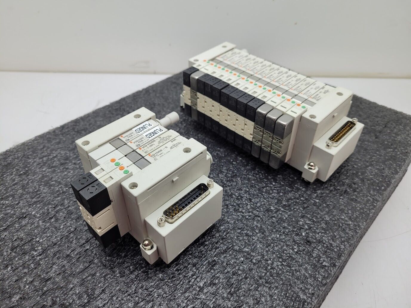 SMC Valve Block Solenoid Manifold LOT VQ1200-51, VQ1200-51 24VDC 0.1-0.7 MPa