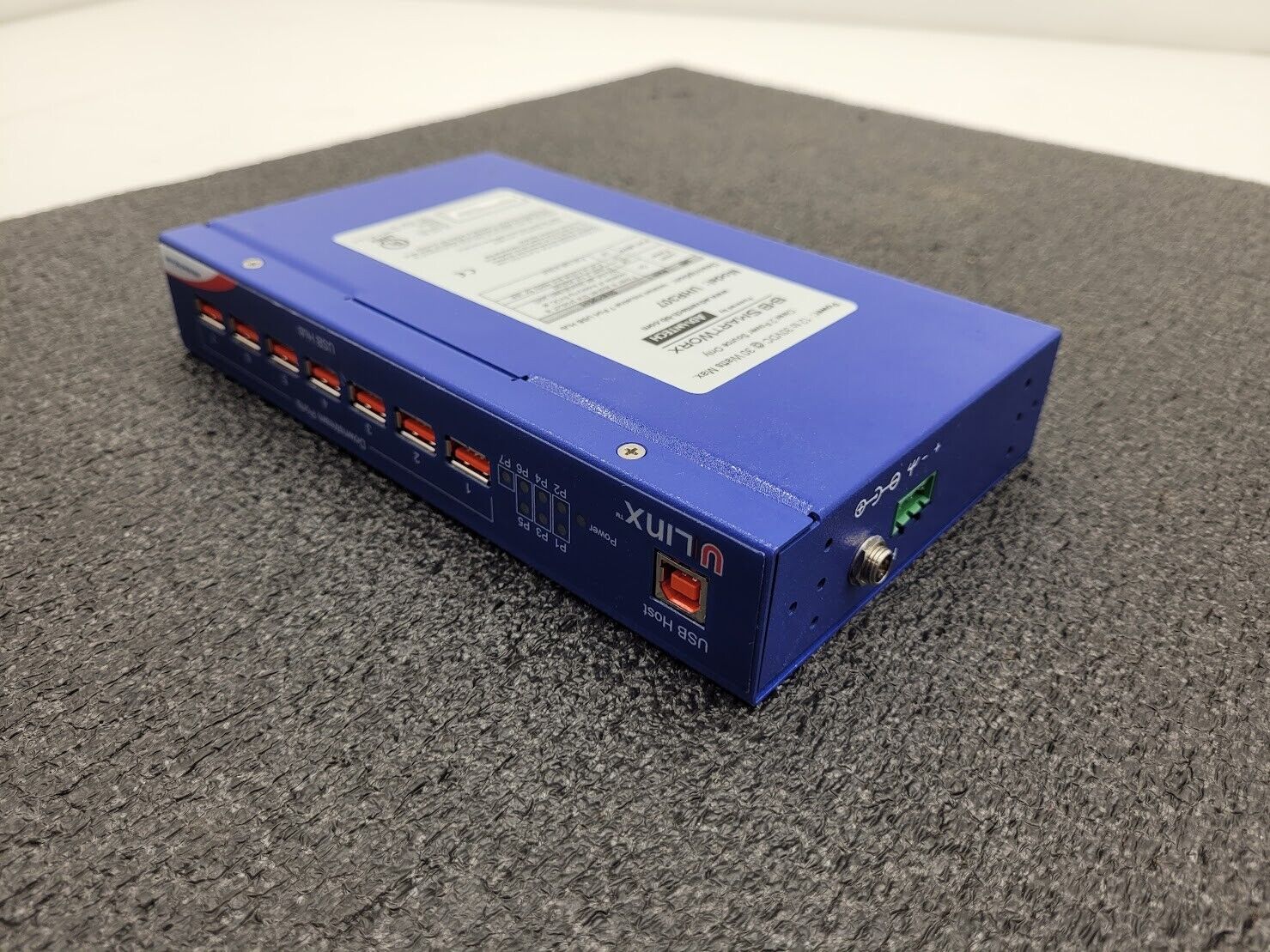 B+B SmartWorx Advantech UHR307 Isolate Industrial 7 Port USB Hub + Power Supply