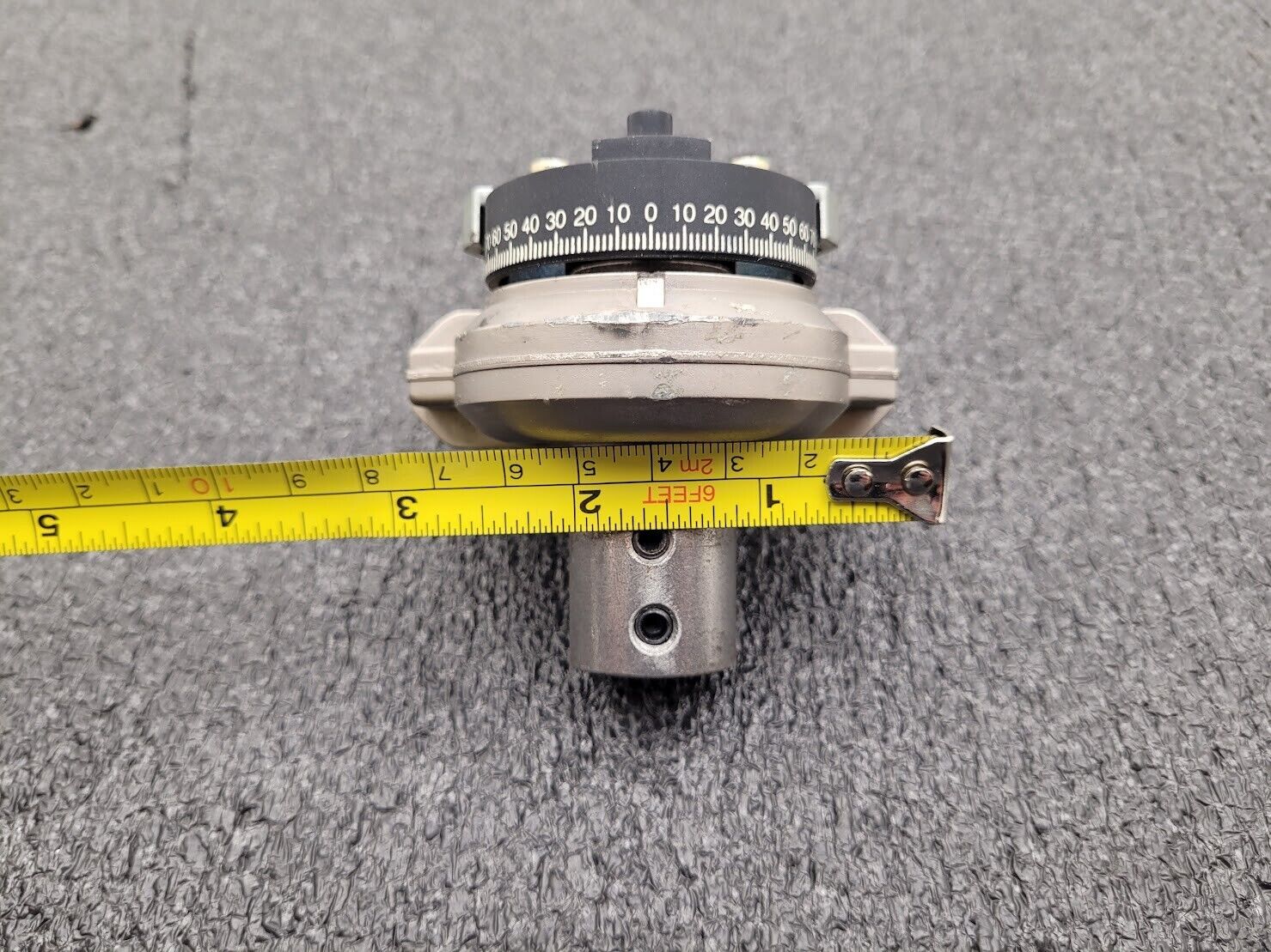 FESTO DSR-16-180-P Rotating Cylinder 116PSI 180 Degrees Adjustable Rotation