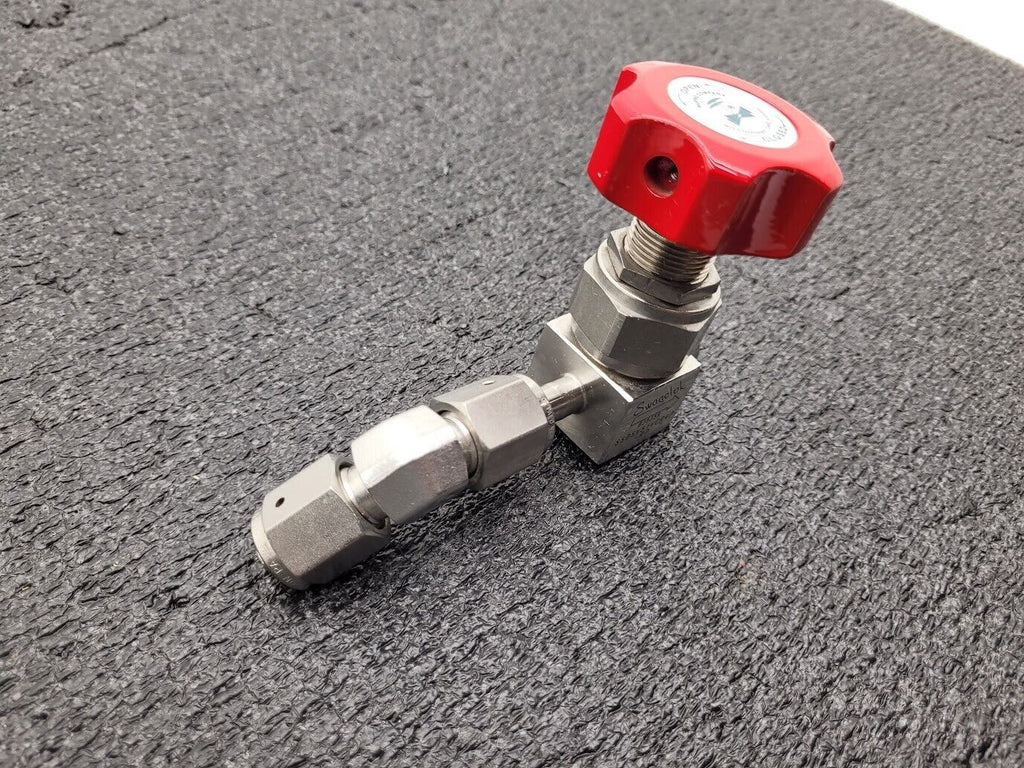 Swagelok SSDSV51VCR4R High Pressure Screw Open Type Diaphragm Valve 1/4" VCR M-F