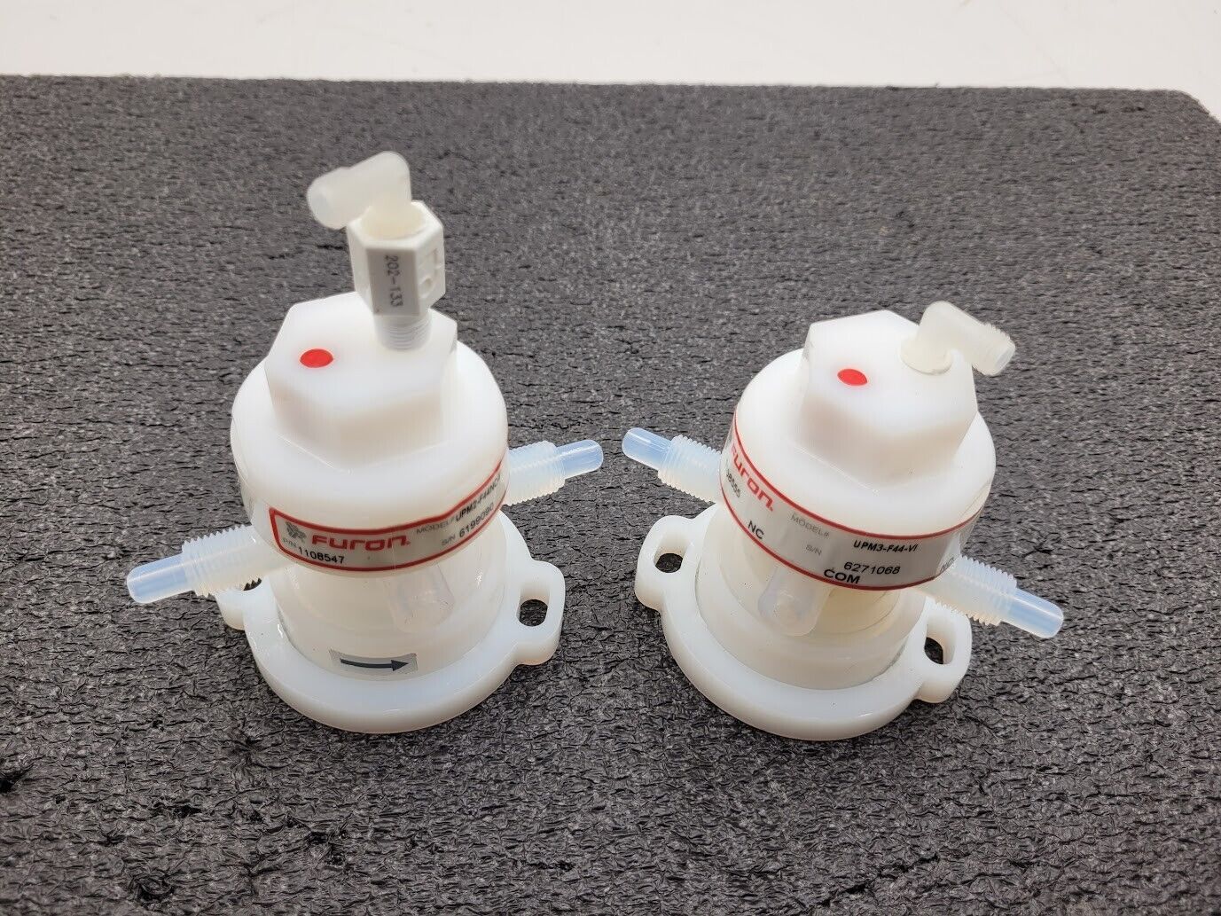 lot of 2 Furon High Purity Valve 1108555 + 1108547  1/4" Pneumatically Actuated