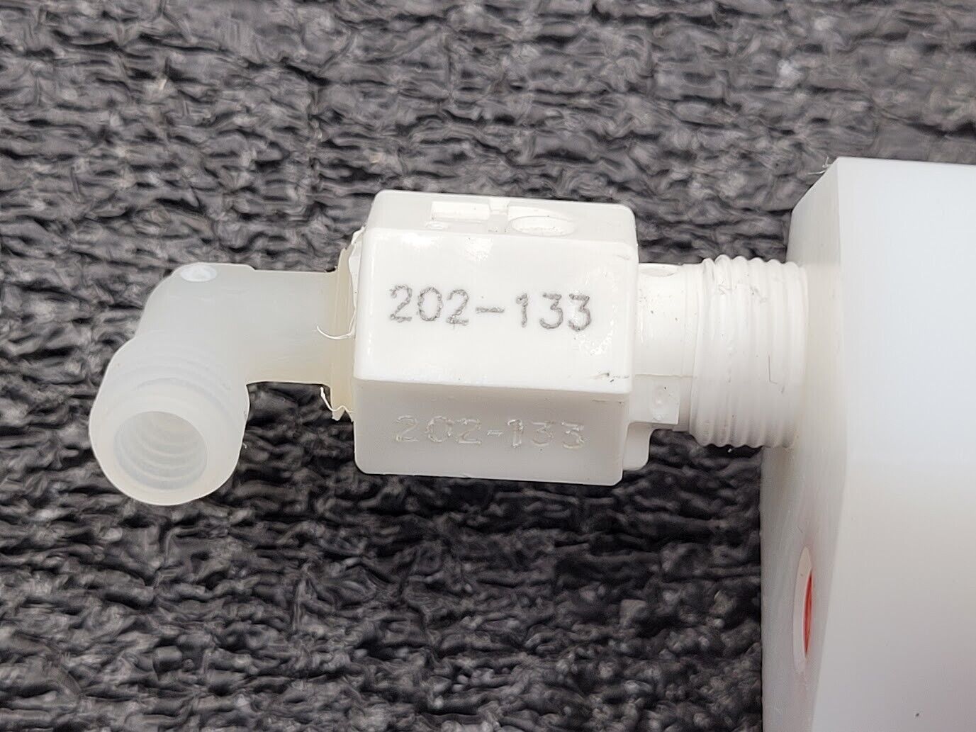 lot of 2 Furon High Purity Valve 1108555 + 1108547  1/4" Pneumatically Actuated