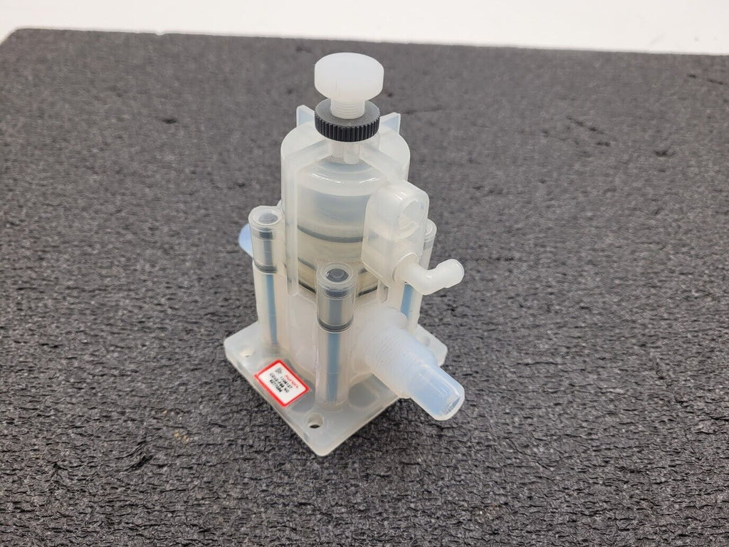 AMAT Furon High Purity Valve 1106127 CDV2-F88 NC 1/2" Pneumatically Actuated