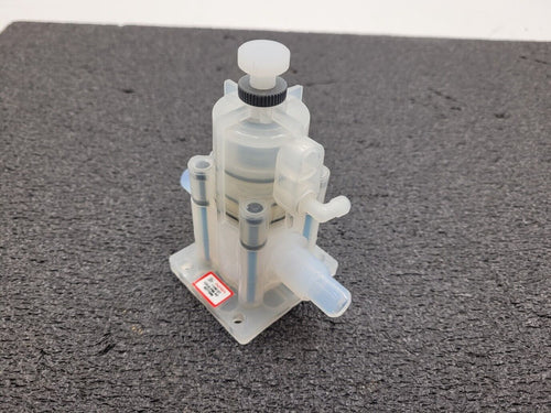 AMAT Furon High Purity Valve 1106127 CDV2-F88 NC 1/2" Pneumatically Actuated