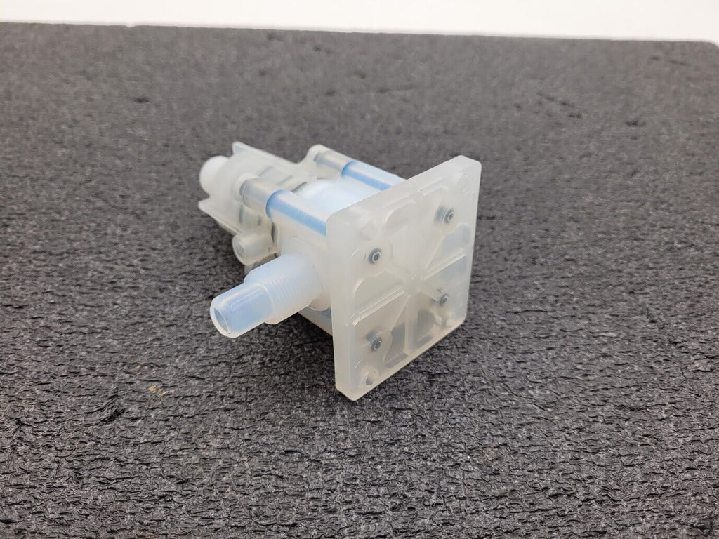 AMAT Furon High Purity Valve 1106127 CDV2-F88 NC 1/2" Pneumatically Actuated