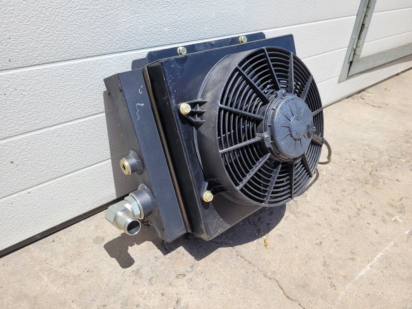 American Cooling Systems Hydraulic Oil Cooler Radiator 24714AM + 12VDC Fan