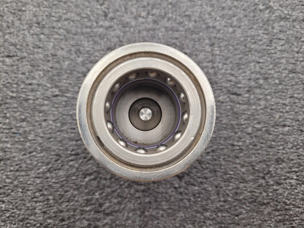 Parker 60 Series SH6-62 3/4" Female Quick Coupling 303 Stainless Steel