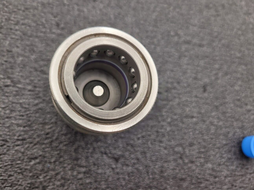 Parker 60 Series SH6-62 3/4" Female Quick Coupling 303 Stainless Steel