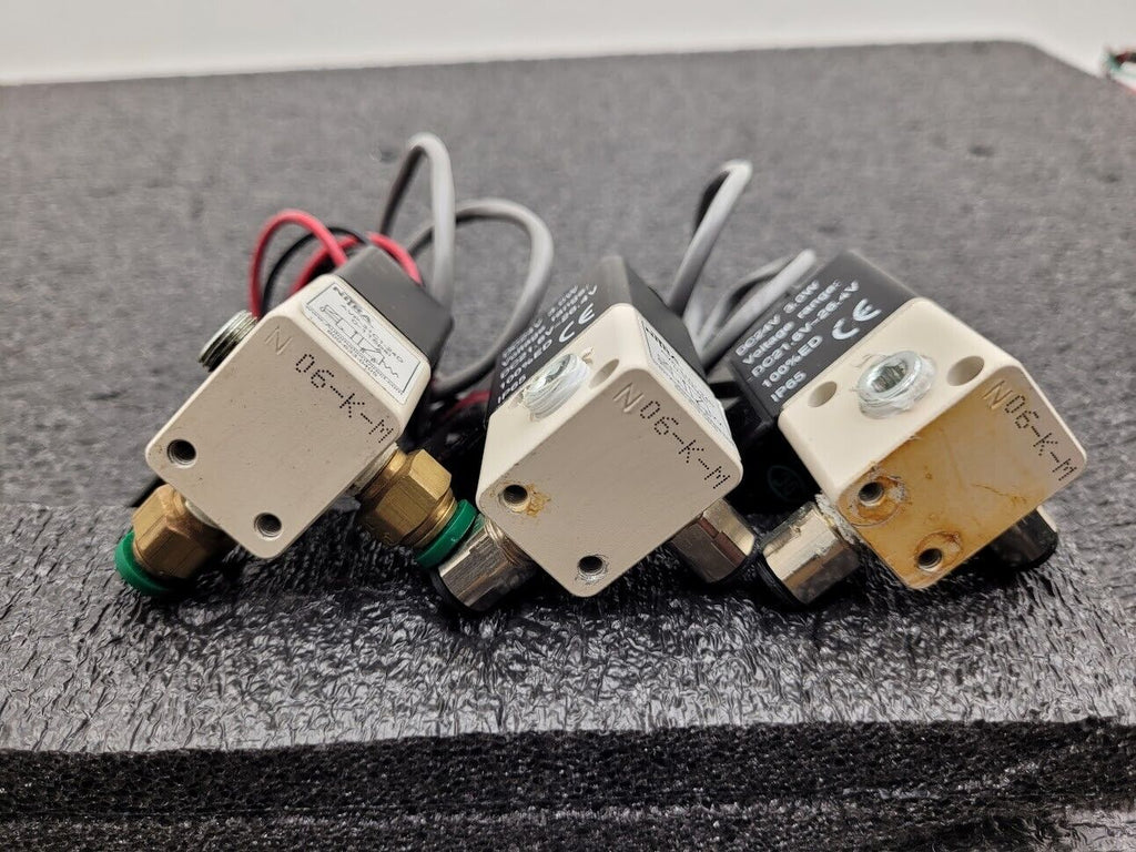 Lot of 11 Automation Direct AVP-31C1-24D NITRA Pneumatic Solenoid Valve 1/8" NPT