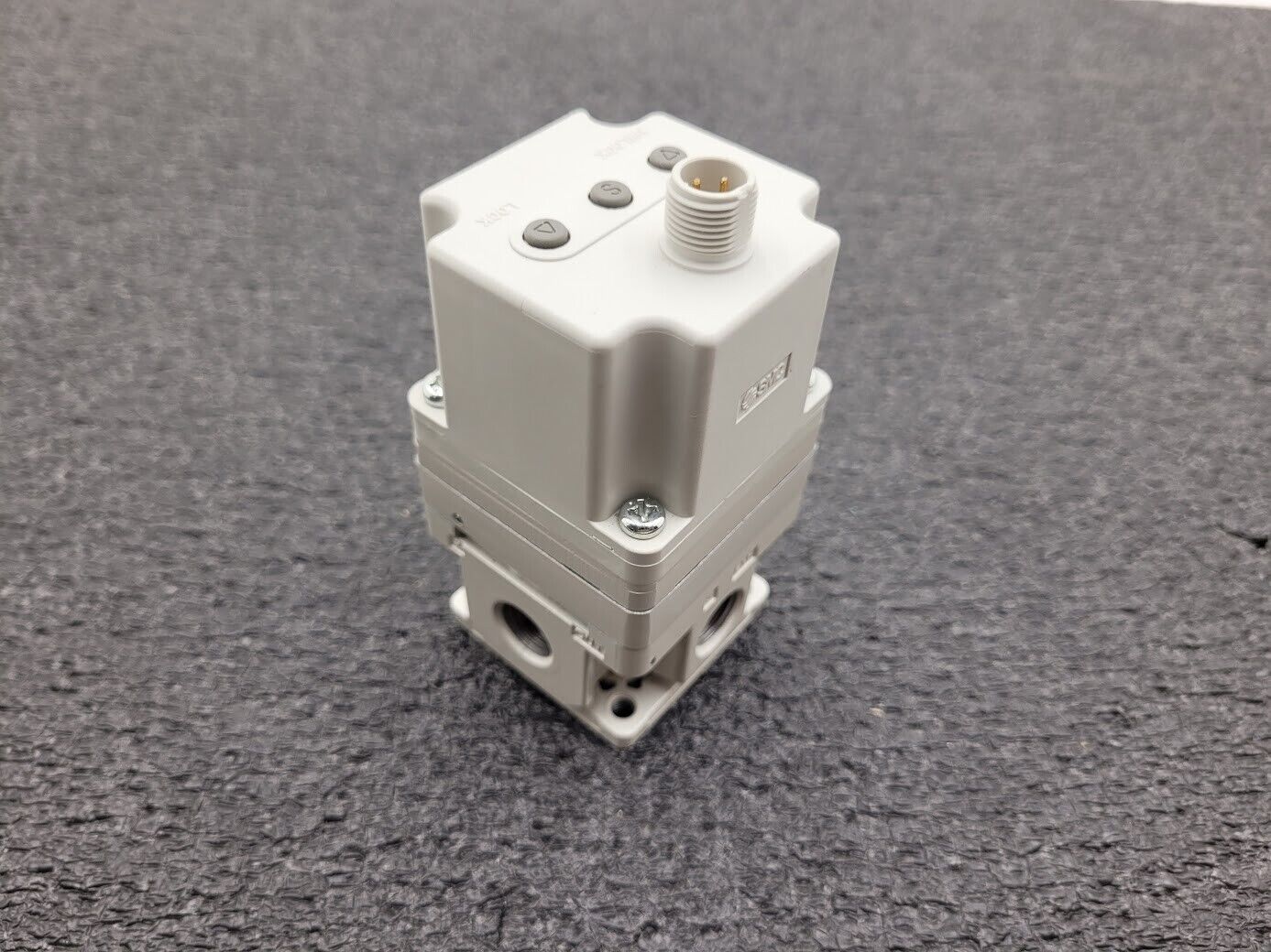 SMC ITV2030-312CL4 Electro Pneumatic Regulator 0-10VDC Input 0.7-70SPI Output C