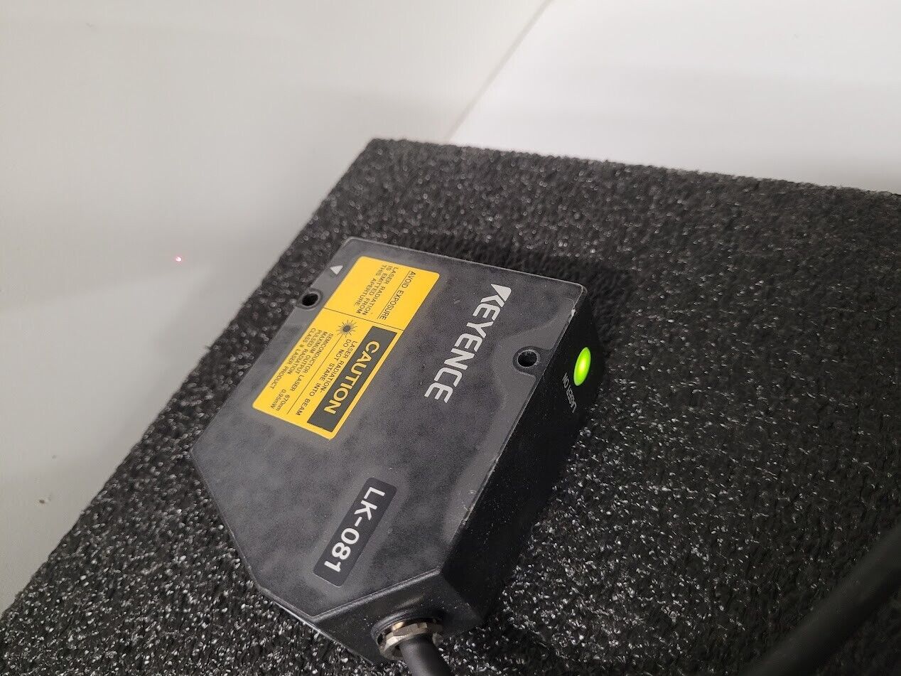 Keyence LK-2101 CCD Laser Displacement Controller LK-081 Laser Sensor, Tested