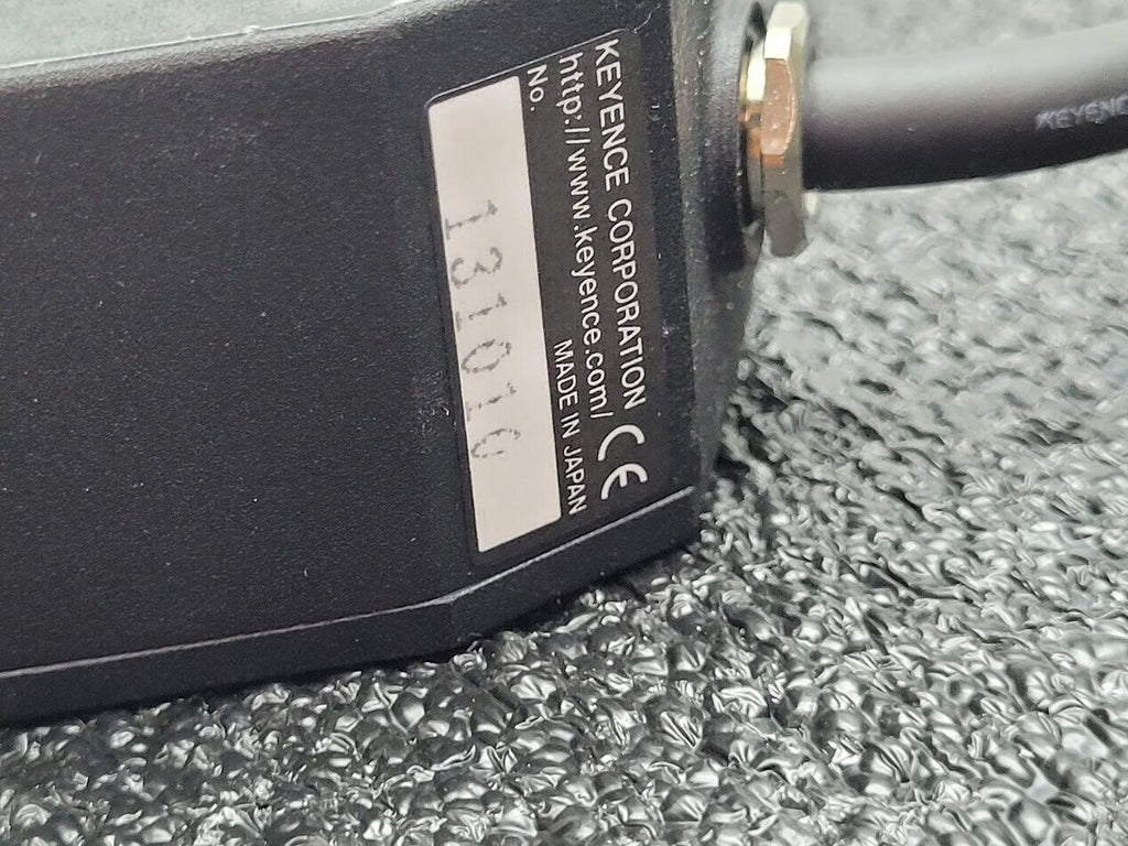 Keyence LK-2101 CCD Laser Displacement Controller LK-081 Laser Sensor, Tested