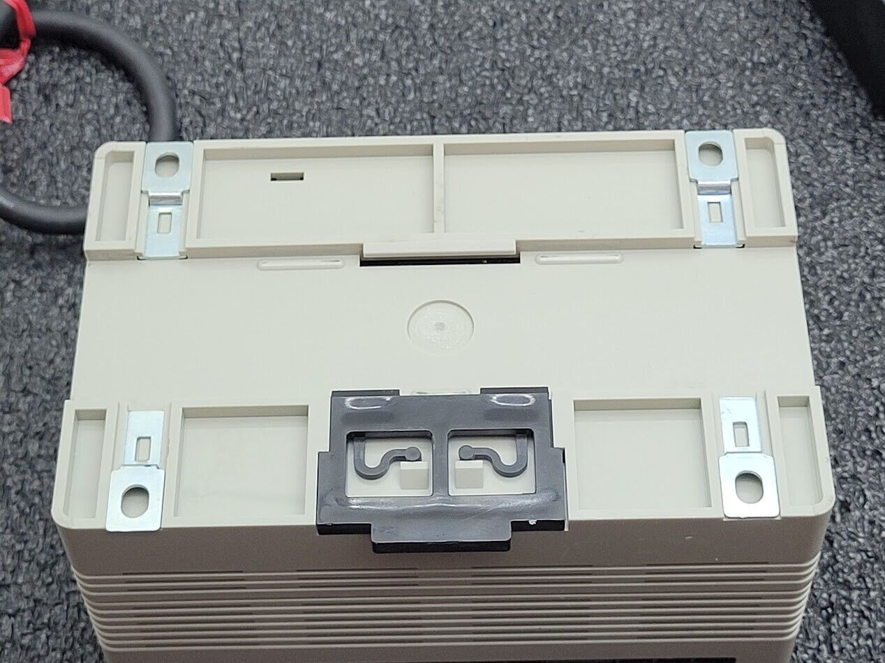 Keyence LK-2101 CCD Laser Displacement Controller LK-081 Laser Sensor, Tested