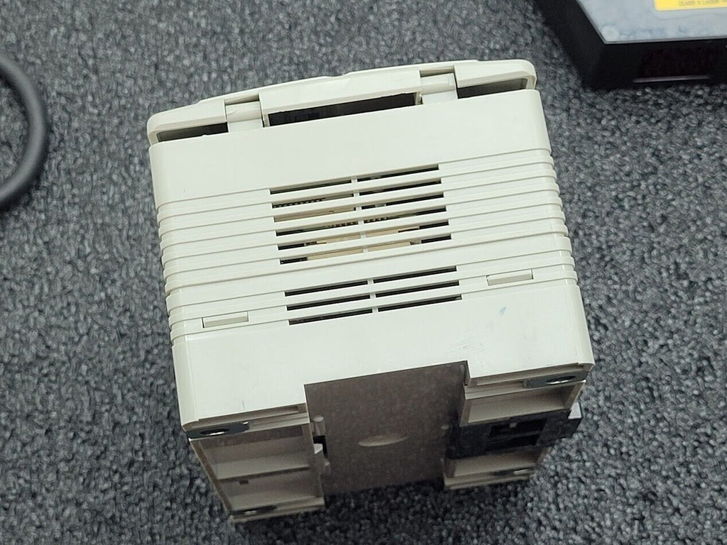 Keyence LK-2101 CCD Laser Displacement Controller LK-081 Laser Sensor, Tested