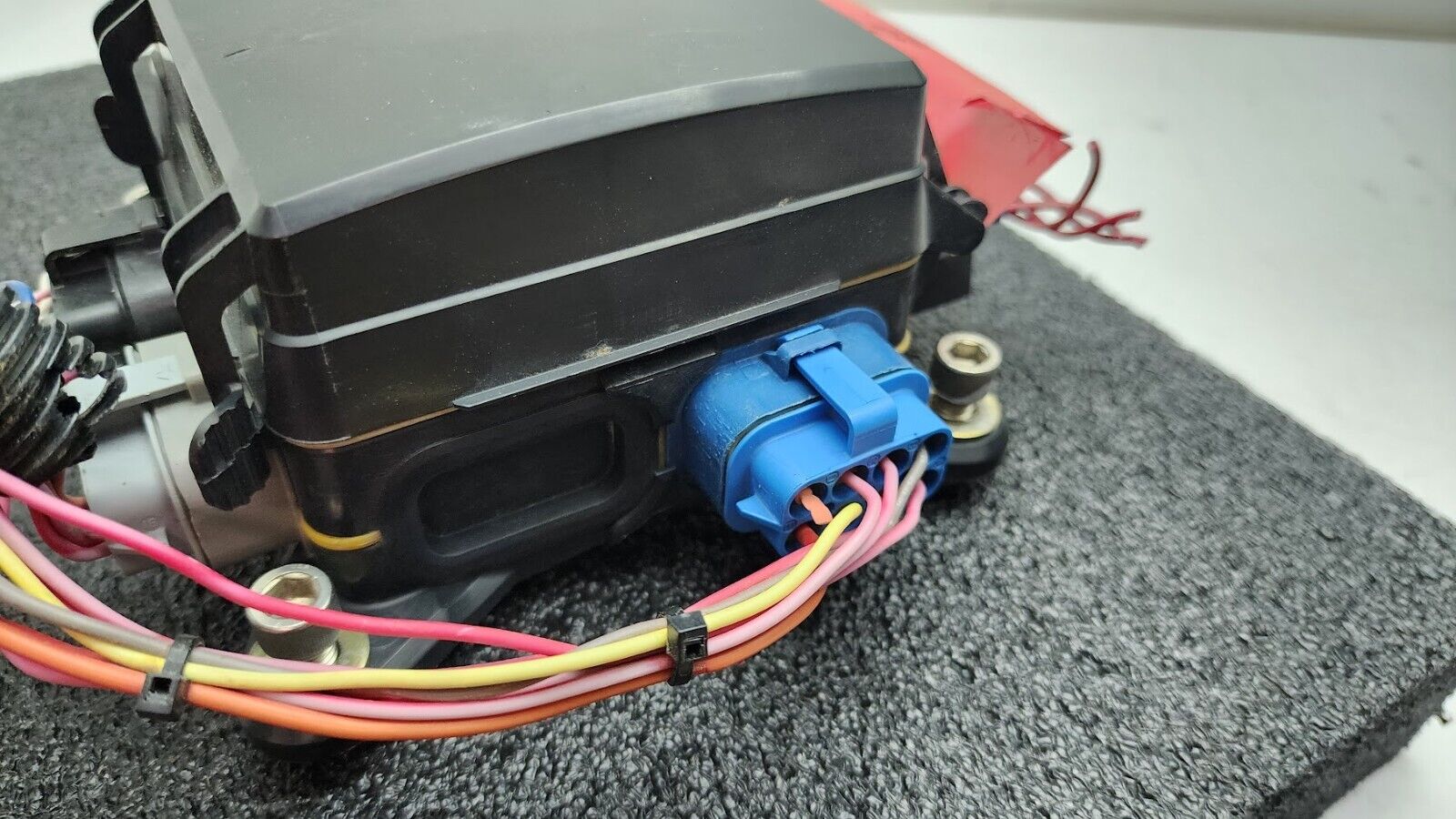 Eaton 31S-002-0 12VDC Power Distribution Module Fuse Relay Holder System A