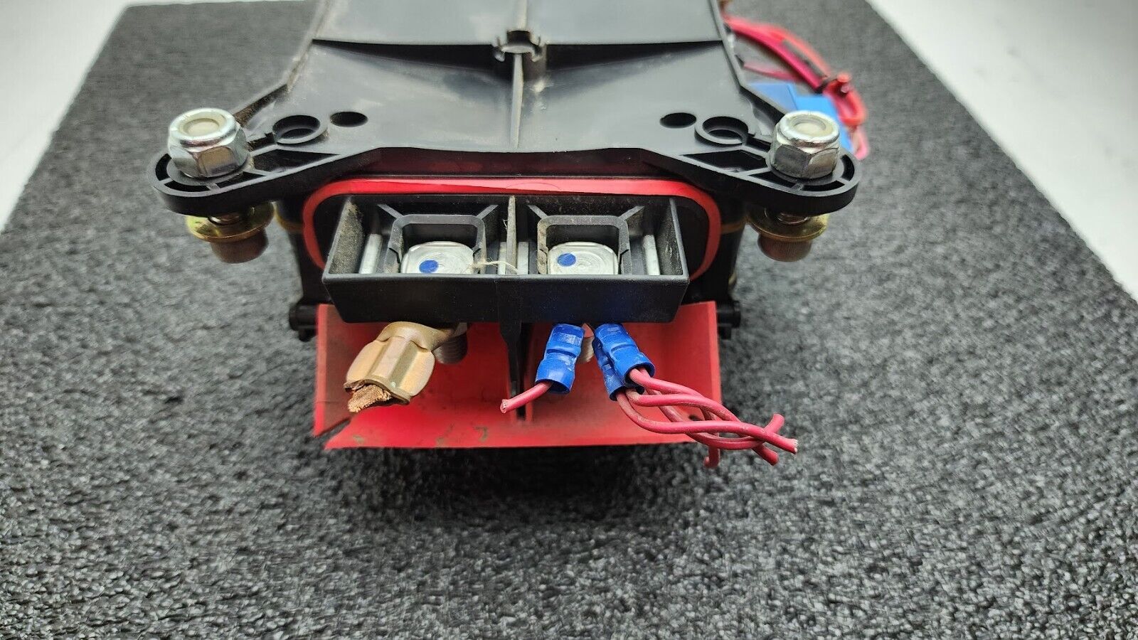 Eaton 31S-002-0 12VDC Power Distribution Module Fuse Relay Holder System A