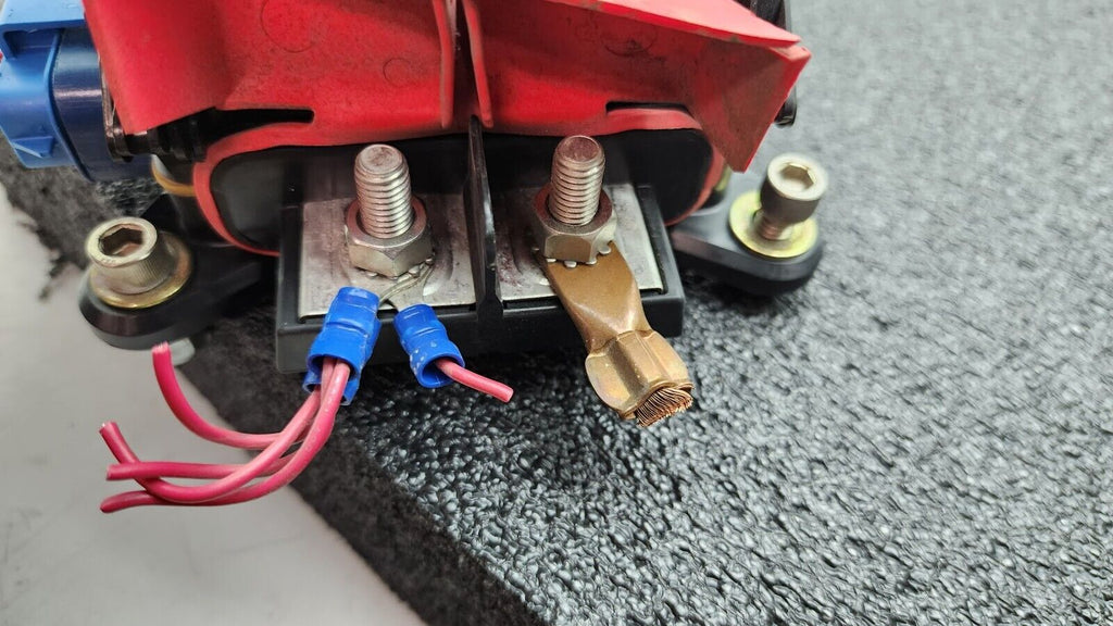 Eaton 31S-002-0 12VDC Power Distribution Module Fuse Relay Holder System A