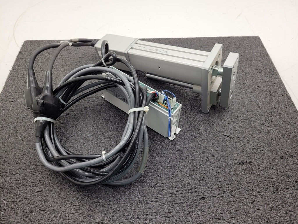 IAI Robo Cylinder Linear Piston Actuator 100mm Stroke matching PCON Controller