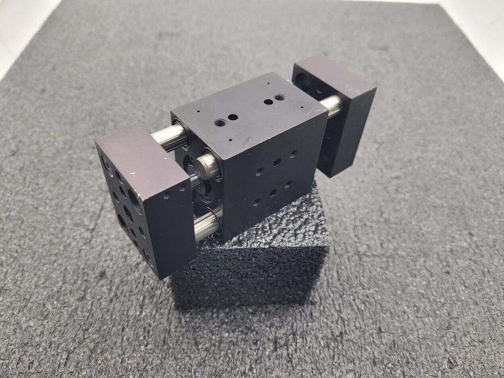 DE-STA-CO Robohand RPW-375M-1 Pneumatic Parallel Robot Gripper 1" Stroke 90ft/lb