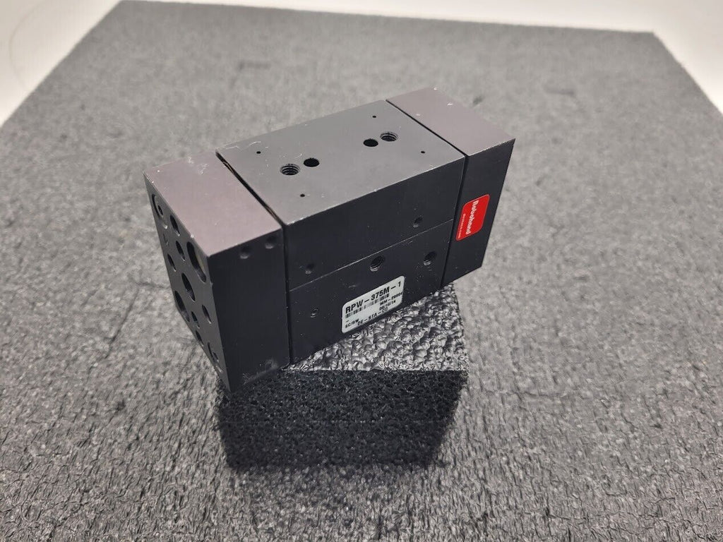 DE-STA-CO Robohand RPW-375M-1 Pneumatic Parallel Robot Gripper 1" Stroke 90ft/lb