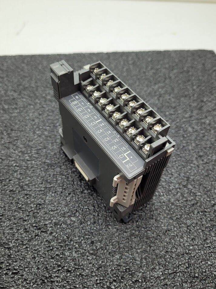 Keyence KV-AN6 Analog I/O module KV-300 I/O PLC Control Module Din Rail