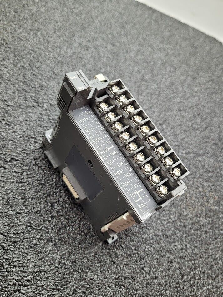 Keyence KV-AN6 Analog I/O module KV-300 I/O PLC Control Module Din Rail
