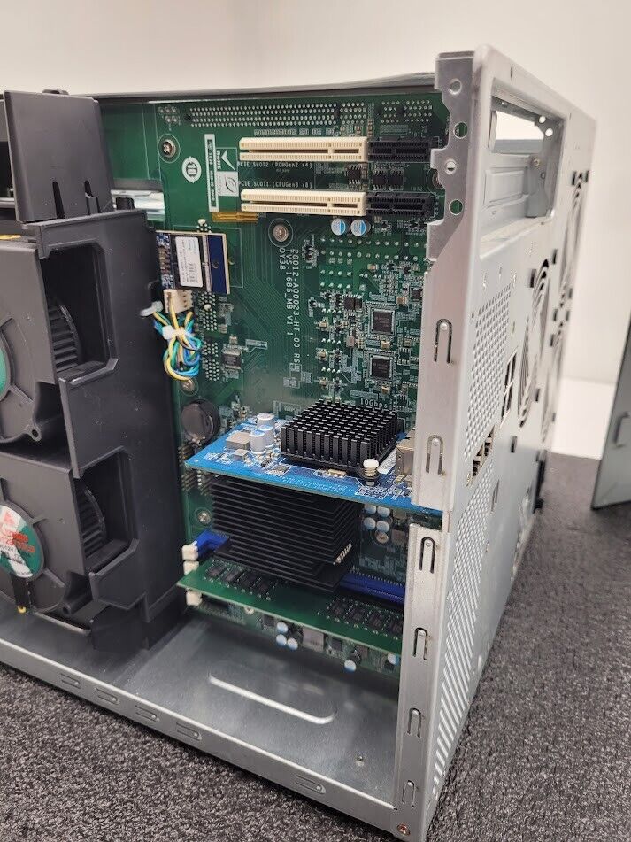 QNAP TS-1685 NAS 16 Bay 8G Intel Xeon D-1531 2.2Ghz 12x LFF 4x SFF SSD 8x M.2