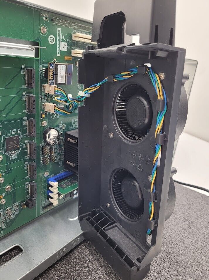 QNAP TS-1685 NAS 16 Bay 8G Intel Xeon D-1531 2.2Ghz 12x LFF 4x SFF SSD 8x M.2