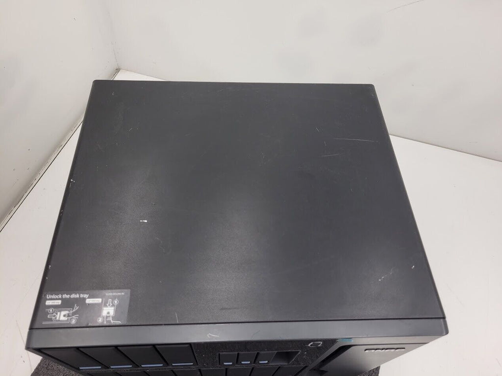 QNAP TS-1685 NAS 16 Bay 8G Intel Xeon D-1531 2.2Ghz 12x LFF 4x SFF SSD 8x M.2
