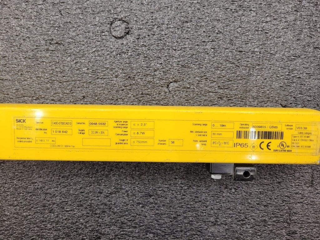 Sick C4000 Light Curtain Safety Screen Sensor 24VDC 0-19m Scanning Range 750mm C