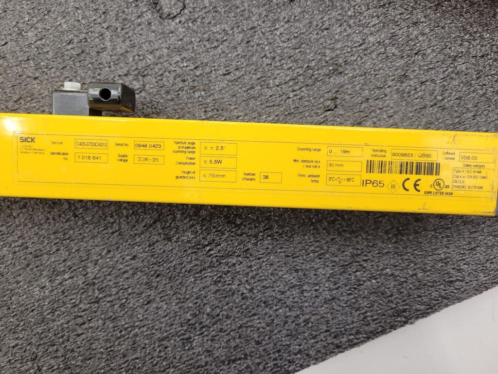 Sick C4000 Light Curtain Safety Screen Sensor 24VDC 0-19m Scanning Range 750mm D