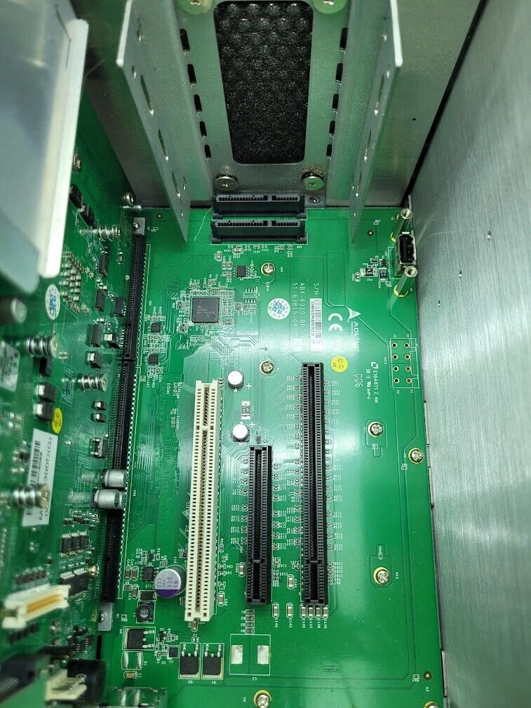 Adlink Technology MXC-6301D(G) Expandable Fanless Embedded Computer i7-3610E