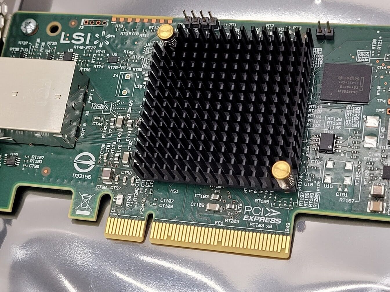 LSI SAS9300-8e 12Gb/s SATA/SAS 8Port SAS3 PCI-E 3.0 HBA H3-25460-02H Full Height