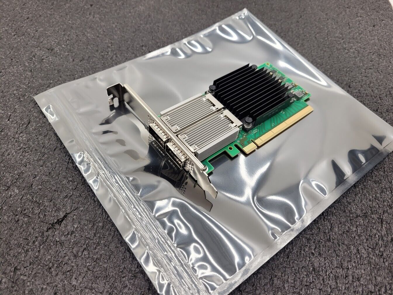 Mellanox MCX516A-GCAT - 50GBe Dual Port QSFP28 PCI-e NIC