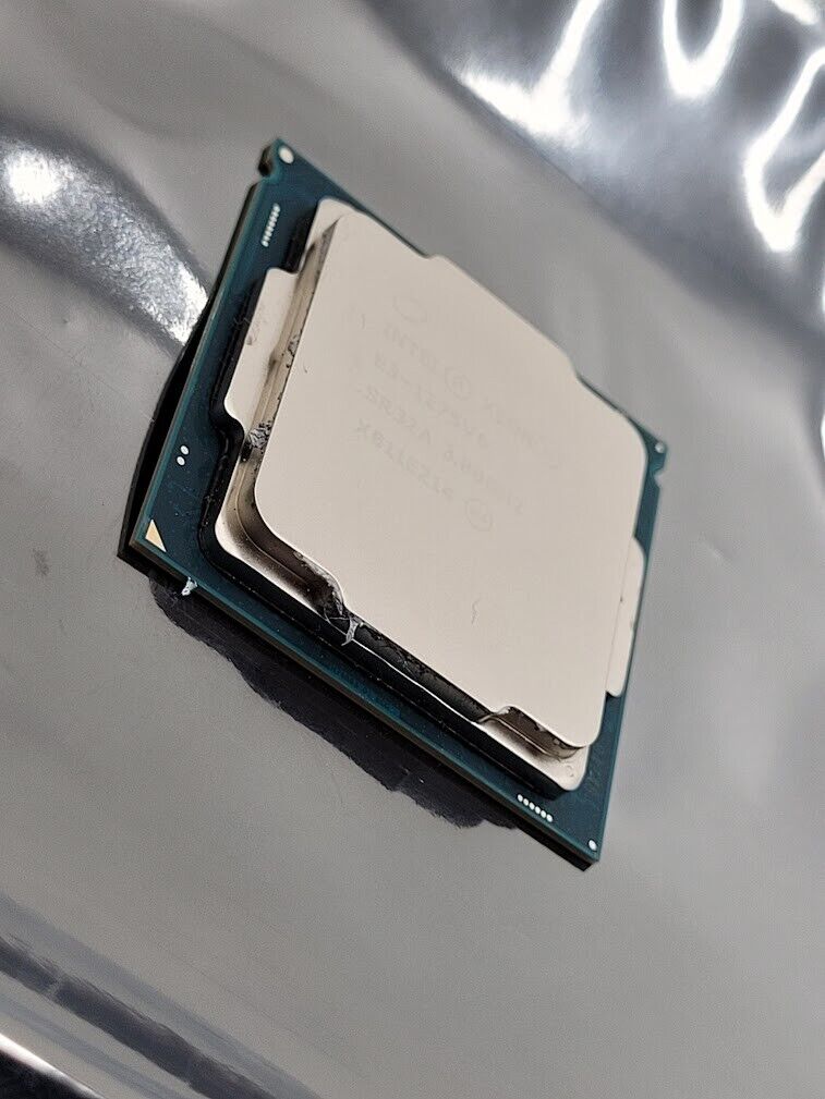 Intel Xeon E3-1275 V6 LGA1151 CPU Processor Quad-Core 3.8GHz  SR32A 73W