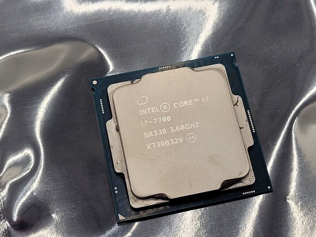 Intel 7th Gen Core i7-7700 SR338 3.60GHz (Turbo 4.20GHz) 4-Core LGA-1151 PC CPU