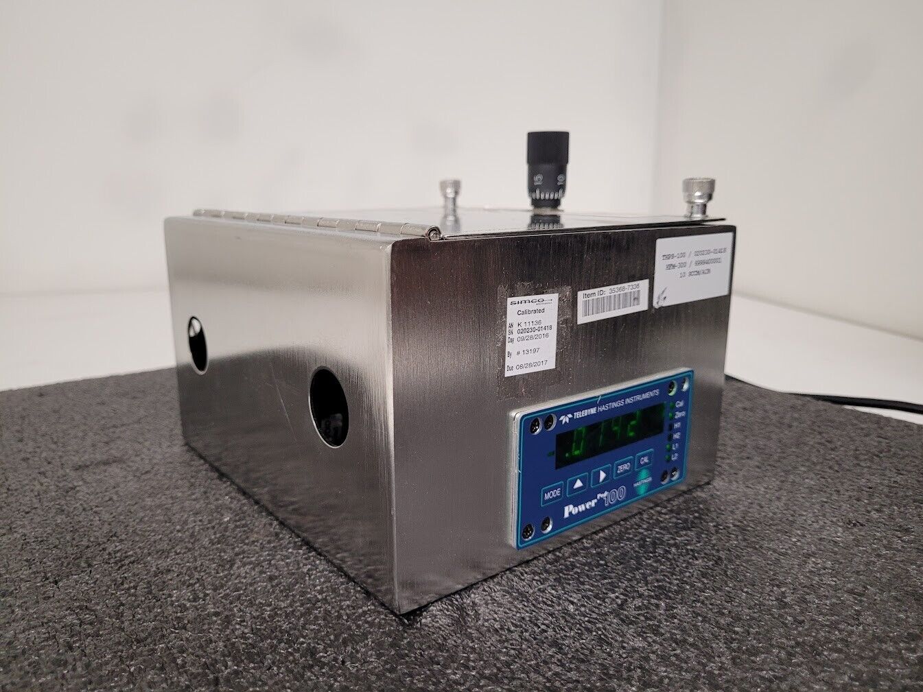 Teledyne THPS-100-115 Power Pod 100 Mass Flow Meter Controller HFM-300 Unit B