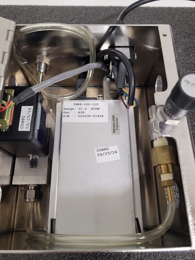Teledyne THPS-100-115 Power Pod 100 Mass Flow Meter Controller HFM-300 Unit B