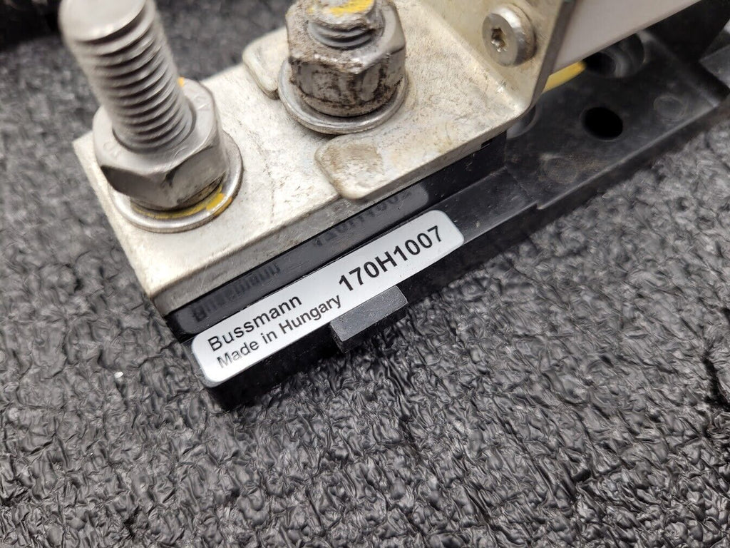 3x Bussmann 170M4833 High Speed Square Body Fuse + Holder 200A 1000VAC 170H1007