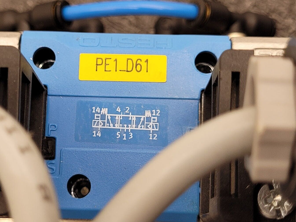 Festo Dual Pneumatic Valve Block MN1H-5/3G-D-1-S-C 15968  -13 to 240 psi INPUT