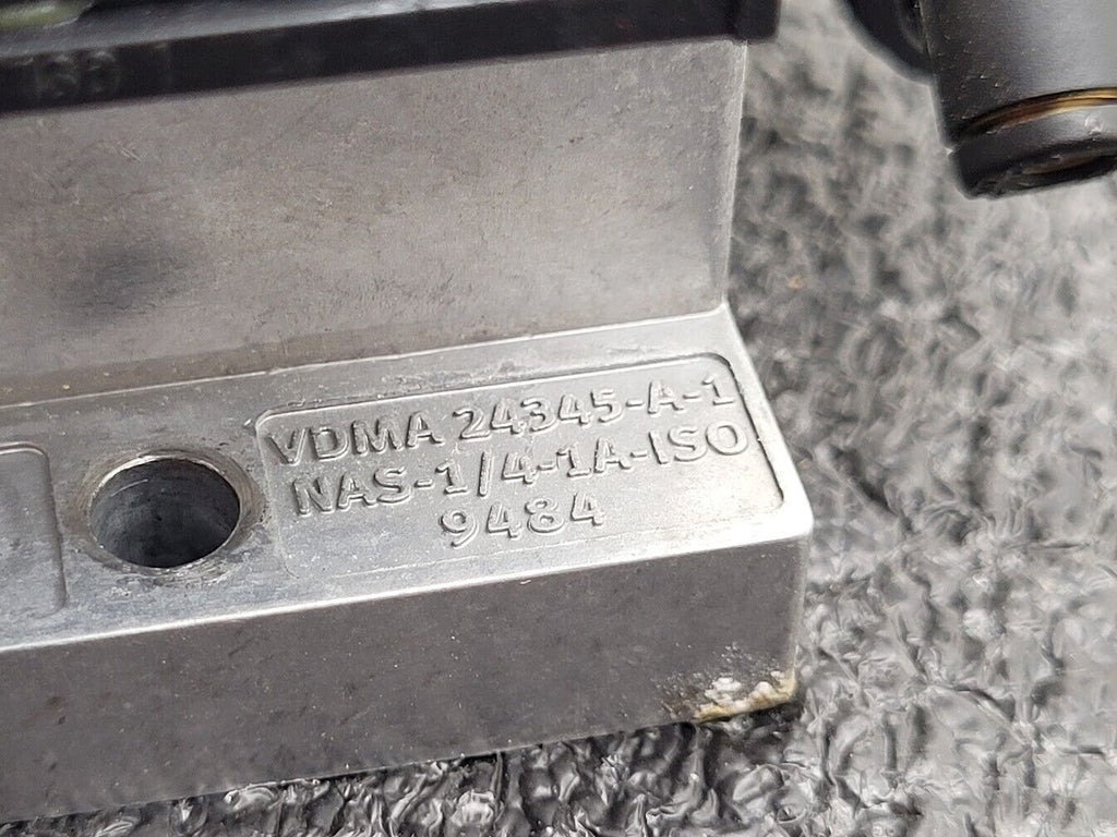 Festo Dual Pneumatic Valve Block MN1H-5/3G-D-1-S-C 15968  -13 to 240 psi INPUT