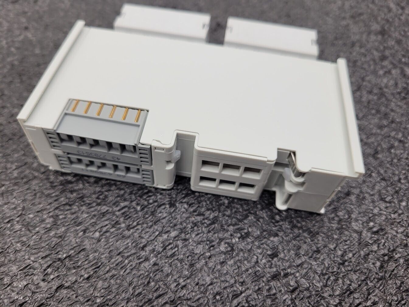 BECKHOFF KM1002 16x Channel Digital Input Module +2x ZS2001-0004 24VDC