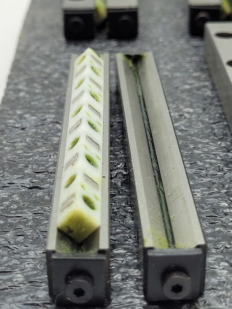 8x Schneeberger RNG 6 100 Linear Bearings Stage Guide Cross Roller Guideway